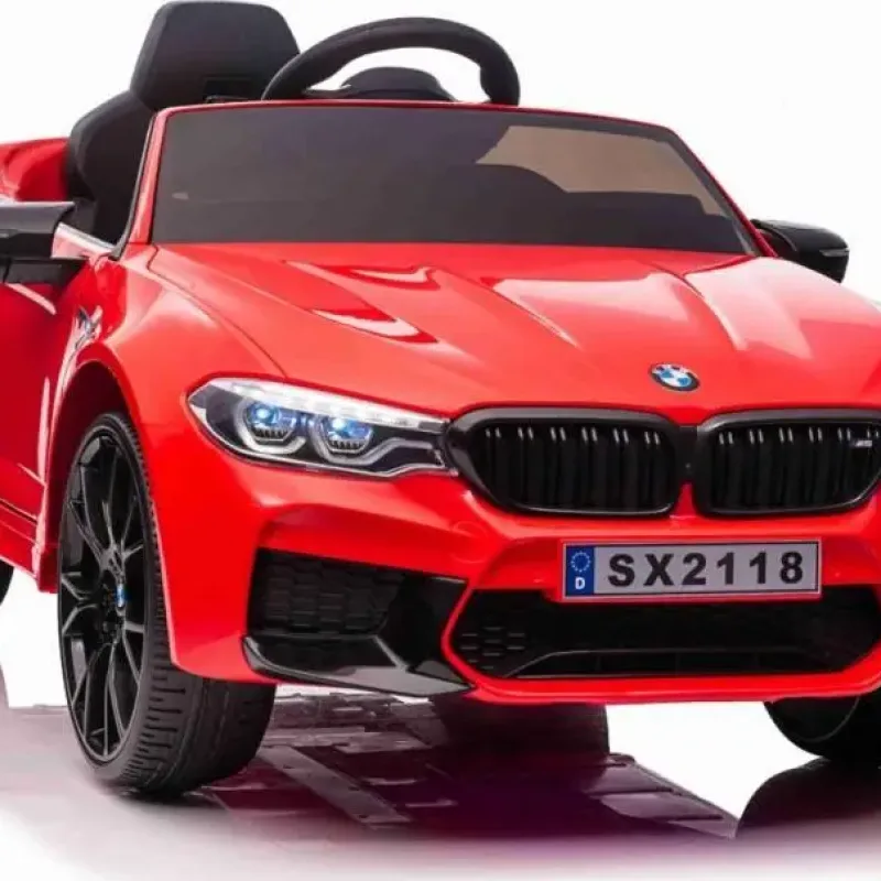 Дитяча акумуляторна машинка BMW M5 DRIFT Червона