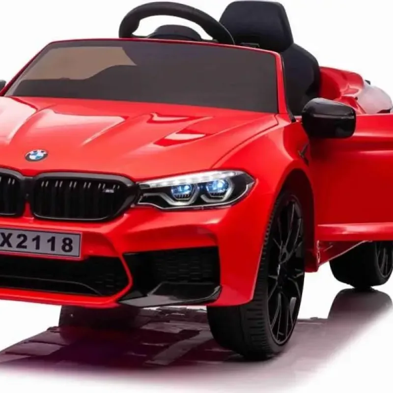 Дитяча акумуляторна машинка BMW M5 DRIFT Червона
