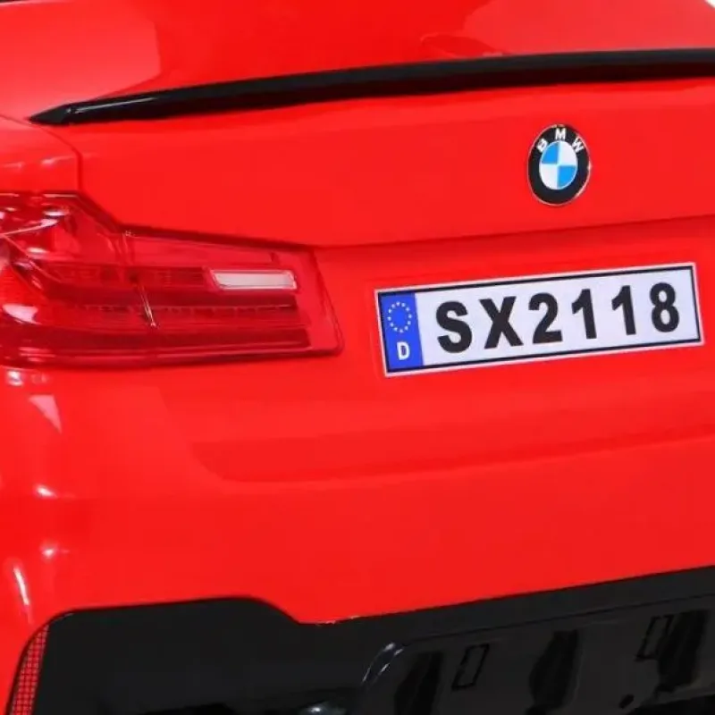 Дитяча акумуляторна машинка BMW M5 DRIFT Червона