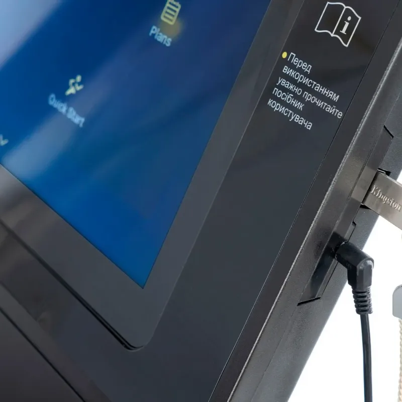 Бігова доріжка Fit-On Run Me 15.6" LСD Wi-Fi Бігова доріжка Fit-On Run Me 15.6" LСD Wi-Fi
