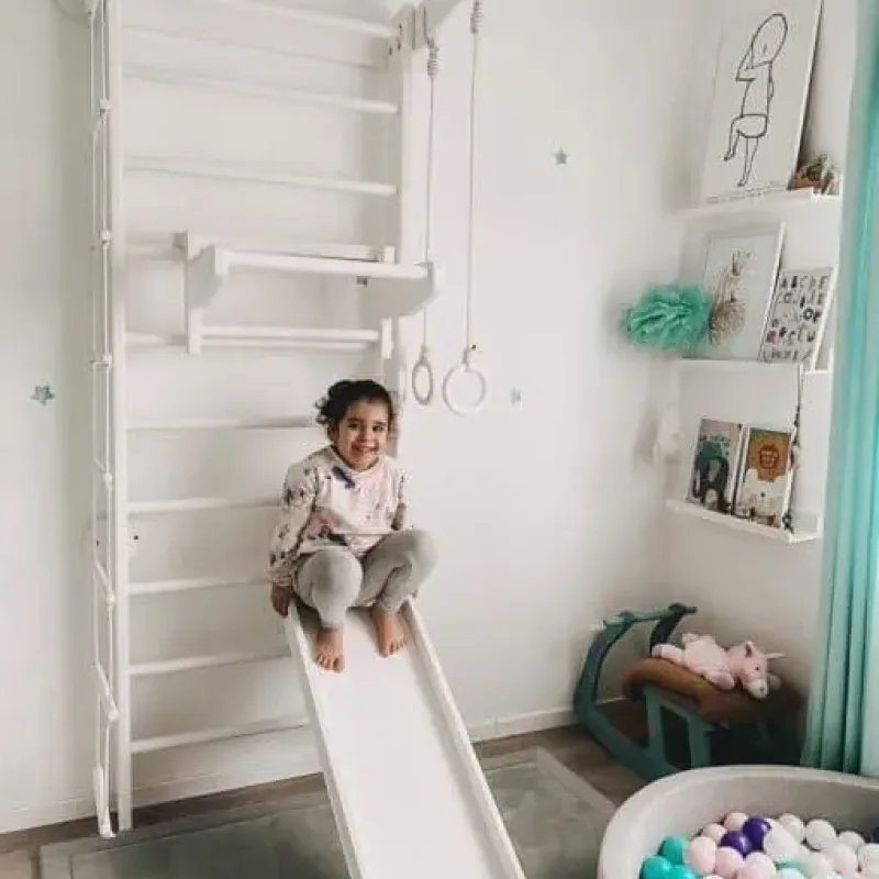 Дитячий ігровий майданчик Wallbarz