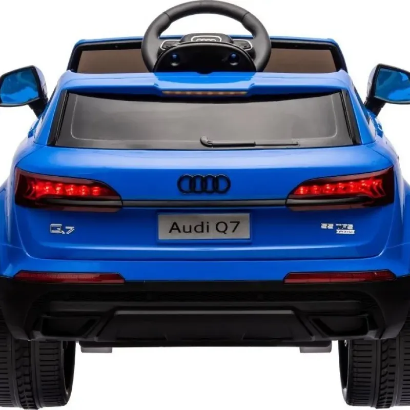 Дитяча акумуляторна машинка Audi Q7 NEW LIFT Синя Дитяча акумуляторна машинка Audi Q7 NEW LIFT Синя