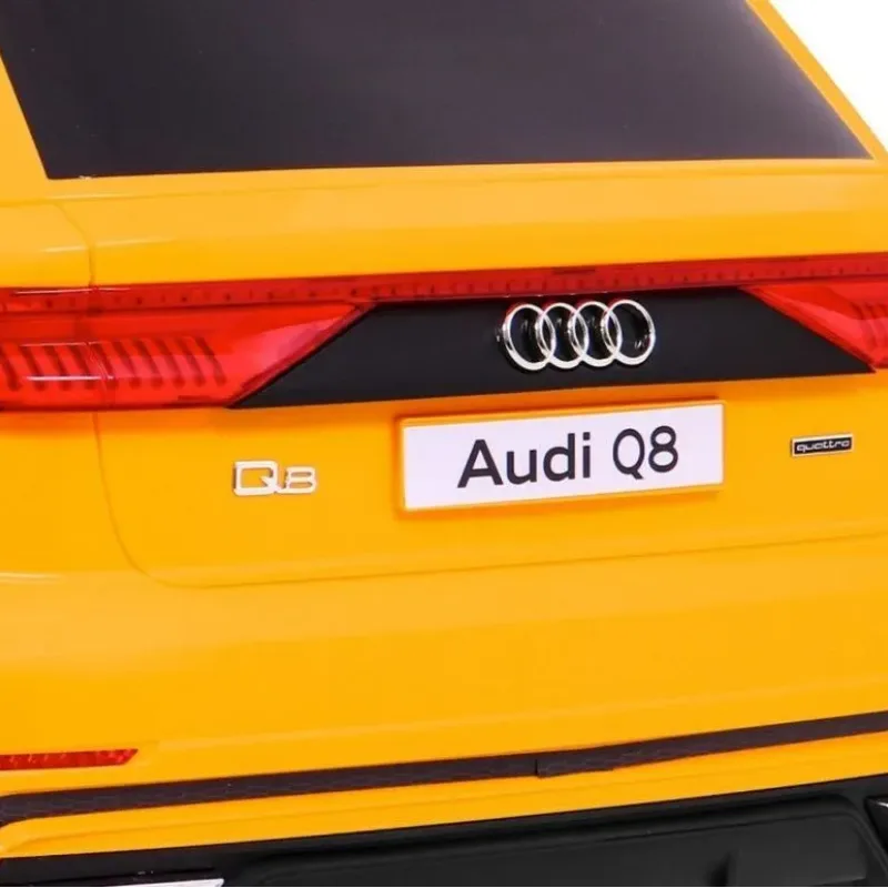 Дитяча акумуляторна машинка Audi Q8 Жовта Дитяча акумуляторна машинка Audi Q8 Жовта