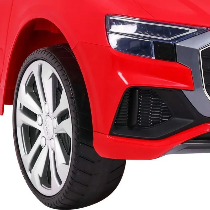 Дитяча акумуляторна машинка Audi Q8 Червона