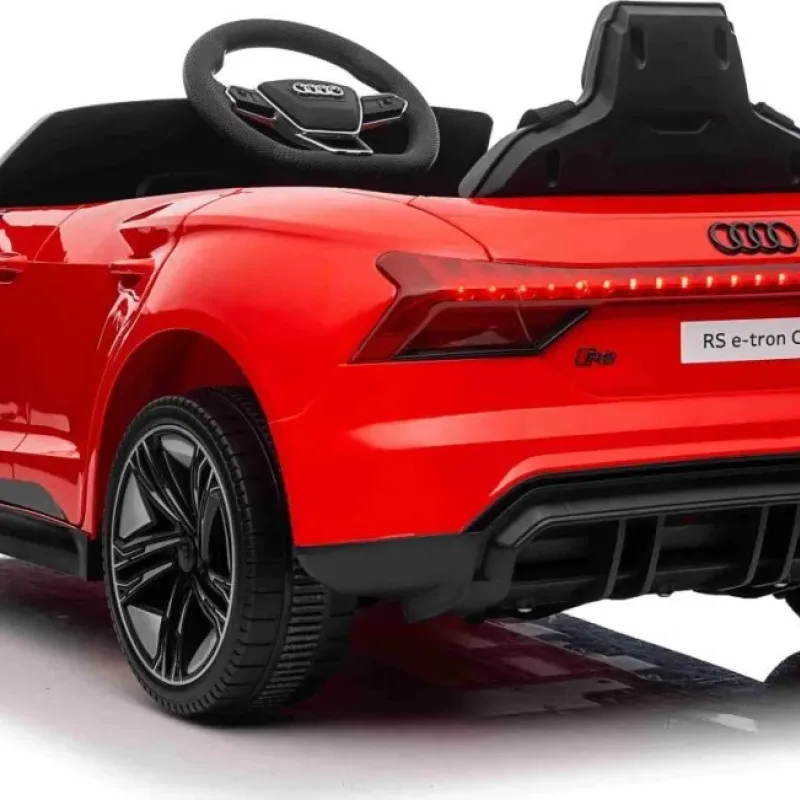 Дитяча акумуляторна машинка Audi RS E-Tron GT Червона Дитяча акумуляторна машинка Audi RS E-Tron GT Червона