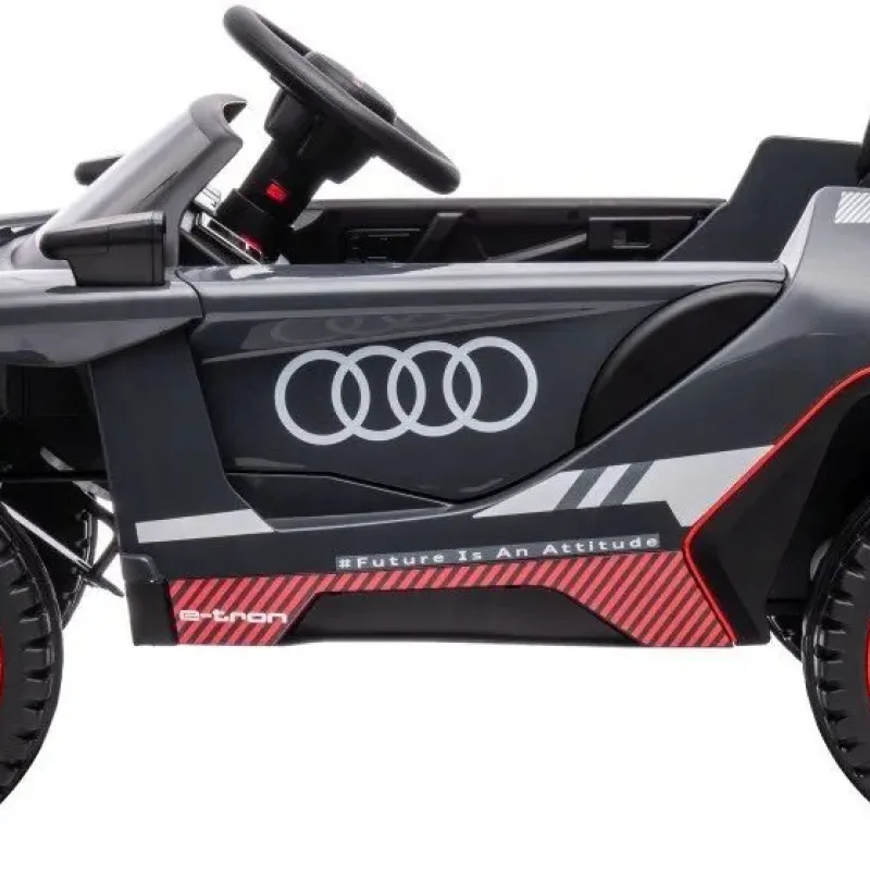Дитяча акумуляторна машинка Audi RSQ E-TRON Сіра Дитяча акумуляторна машинка Audi RSQ E-TRON Сіра