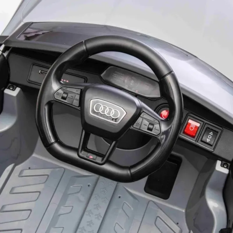 Дитяча акумуляторна машинка Audi SQ8 Сіра