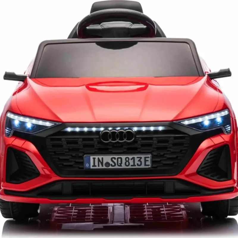 Дитяча акумуляторна машинка Audi SQ8 Червона