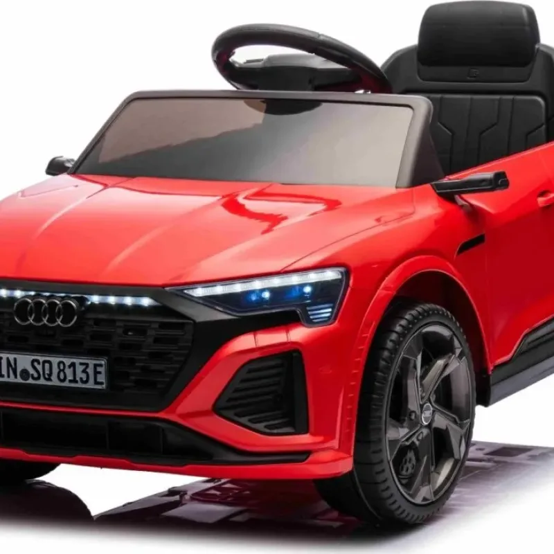 Дитяча акумуляторна машинка Audi SQ8 Червона