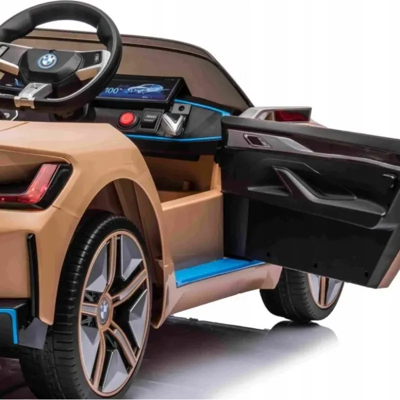 Дитяча акумуляторна машинка BMW i4