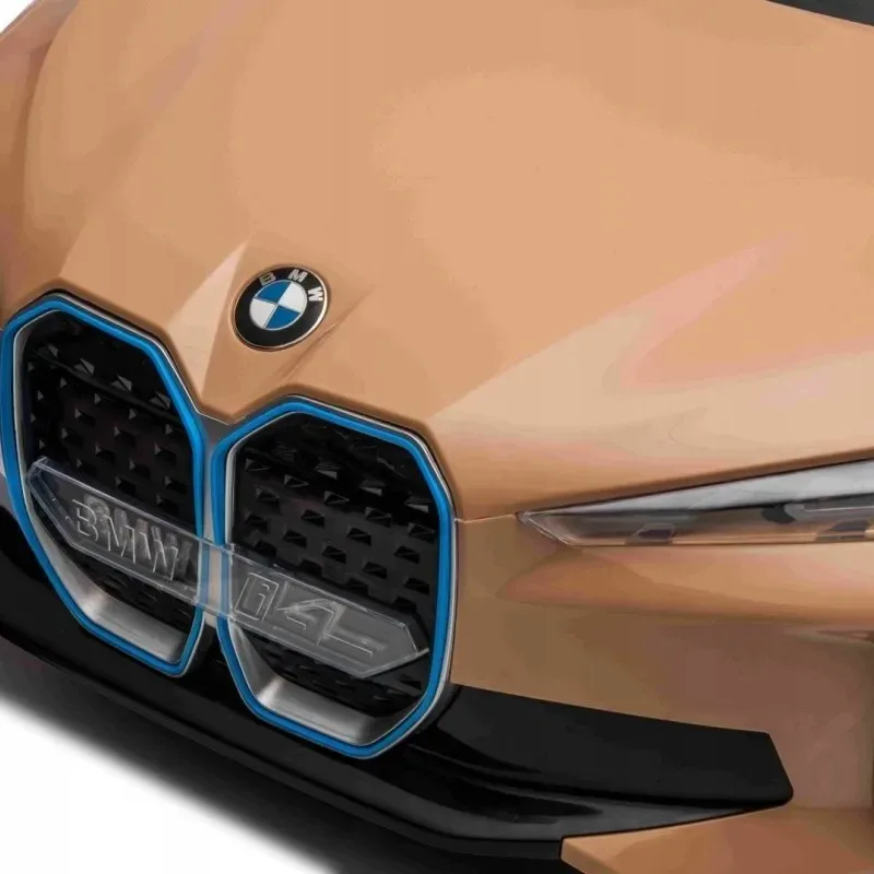 Дитяча акумуляторна машинка BMW i4