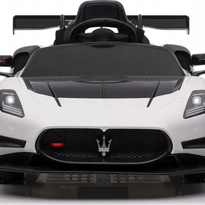 Дитяча акумуляторна машинка Maserati MC20 GT2 Біла Дитяча акумуляторна машинка Maserati MC20 GT2 Біла