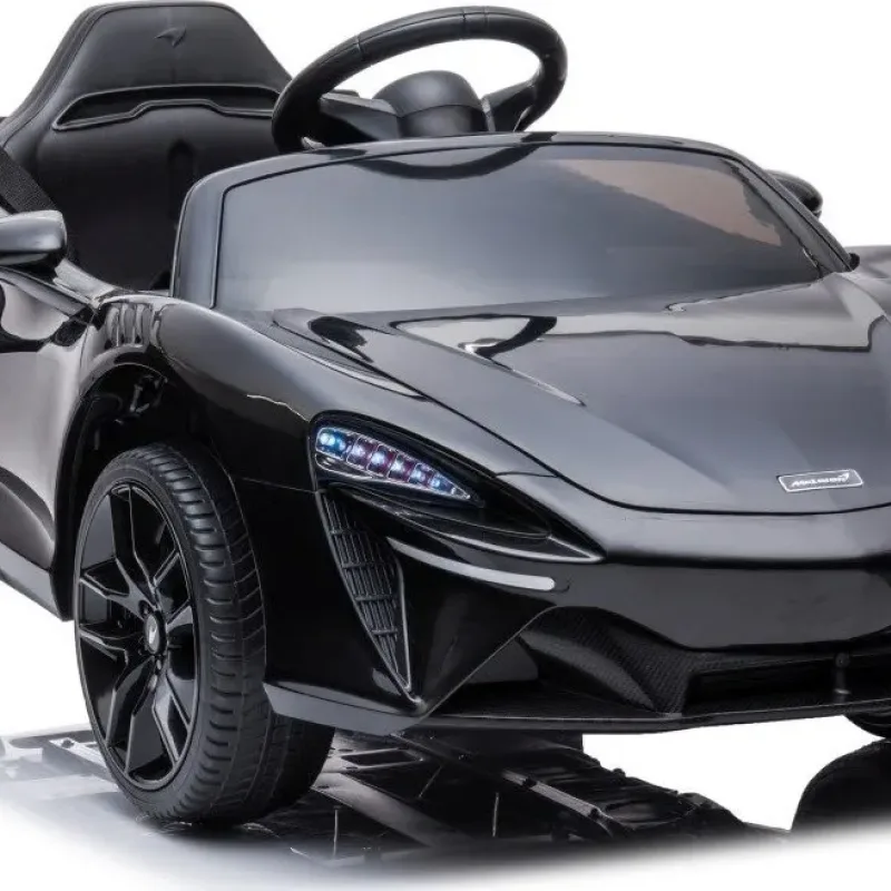 Дитяча акумуляторна машинка McLaren Artura Чорна