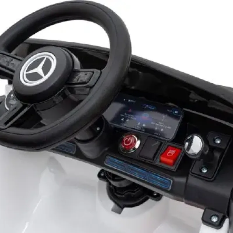 Дитяча акумуляторна машинка Mercedes Benz AMG EQA Біла Дитяча акумуляторна машинка Mercedes Benz AMG EQA Біла