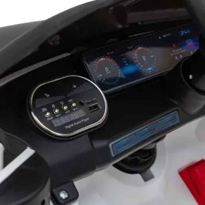 Дитяча акумуляторна машинка Mercedes Benz AMG EQA Біла Дитяча акумуляторна машинка Mercedes Benz AMG EQA Біла