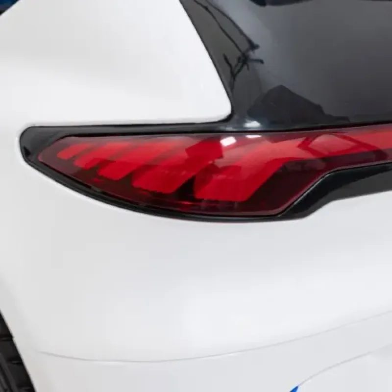 Дитяча акумуляторна машинка Mercedes Benz AMG EQA Біла Дитяча акумуляторна машинка Mercedes Benz AMG EQA Біла