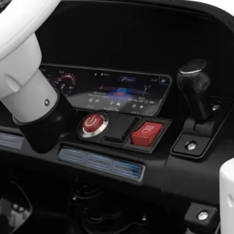 Дитяча акумуляторна машинка Mercedes Benz AMG EQA Чорна Дитяча акумуляторна машинка Mercedes Benz AMG EQA Чорна