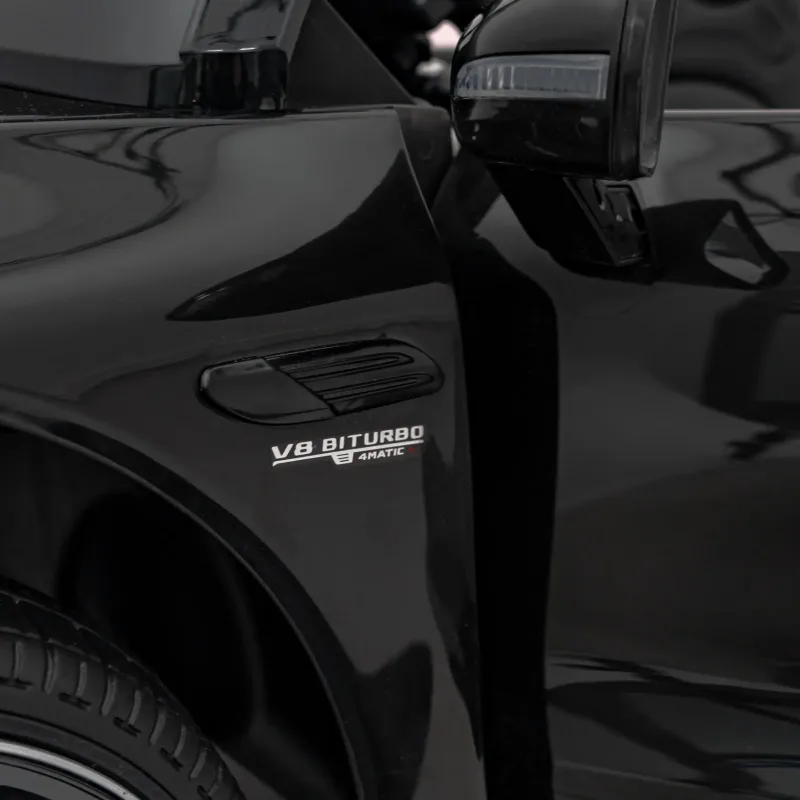 Дитяча акумуляторна машинка Mercedes Benz AMG SL63 Чорна