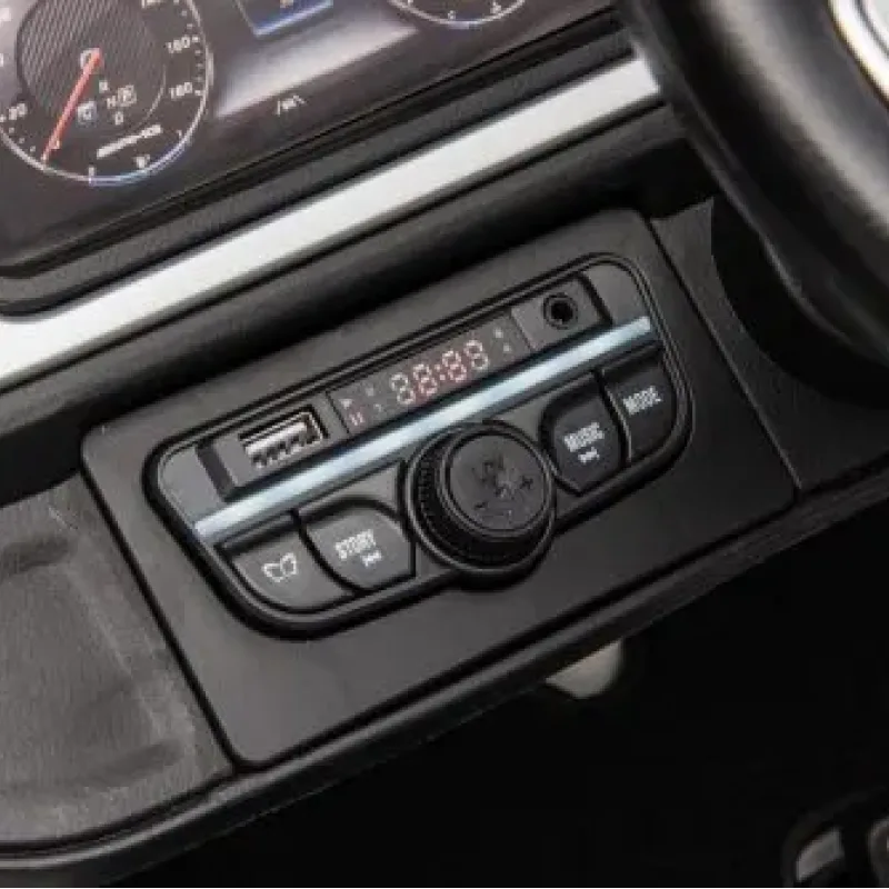 Дитяча акумуляторна машинка Mercedes Benz G63 AMG XXL Біла