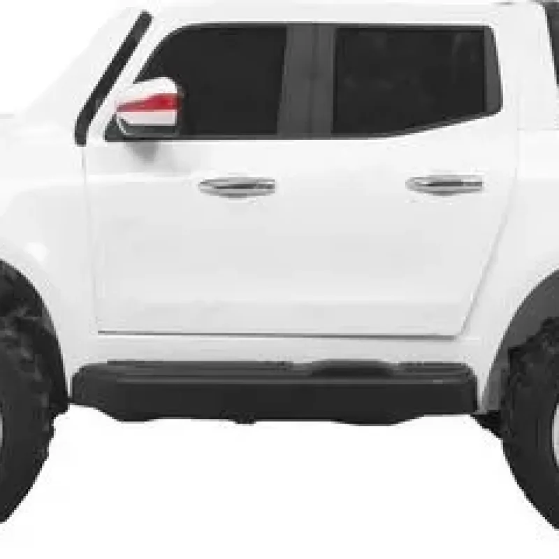 Дитяча акумуляторна машинка Mercedes Benz X-Class Біла Дитяча акумуляторна машинка Mercedes Benz X-Class Біла