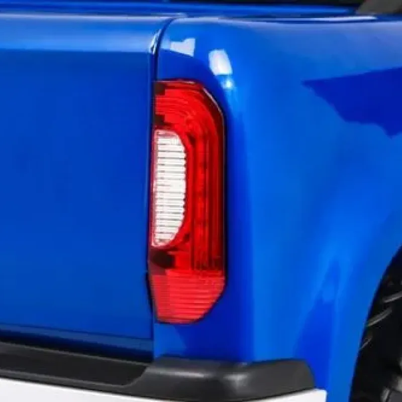 Дитяча акумуляторна машинка Mercedes Benz X-Class Синя Дитяча акумуляторна машинка Mercedes Benz X-Class Синя