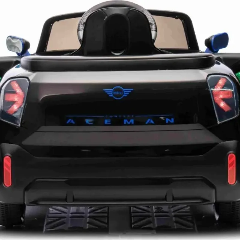 Дитяча акумуляторна машинка Mini Concept Aceman Чорна Дитяча акумуляторна машинка Mini Concept Aceman Чорна