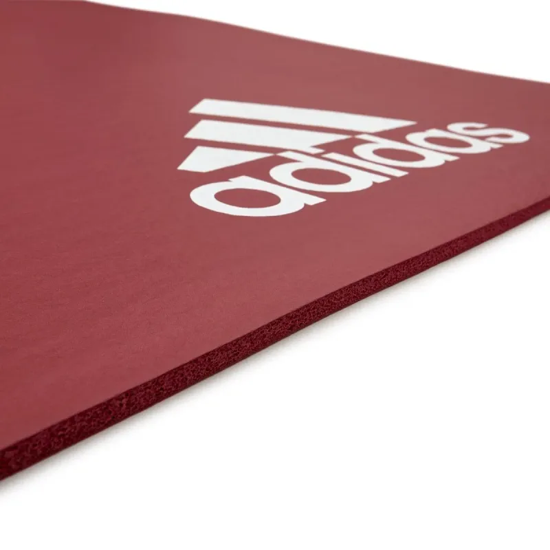 Тренувальний килимок 7 мм червоний Adidas ADMT-11014RD Тренувальний килимок 7 мм червоний Adidas ADMT-11014RD