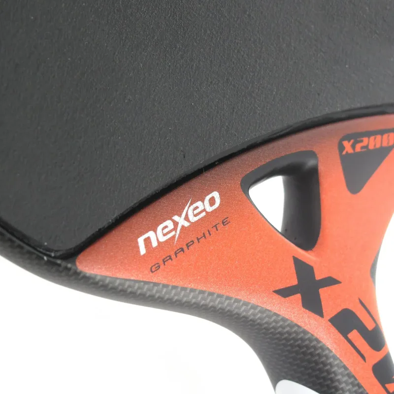 Ракетка для настільного тенісу Cornilleau NEXEO X200 OUTDOOR, чорна Ракетка для настільного тенісу Cornilleau NEXEO X200 OUTDOOR, чорна