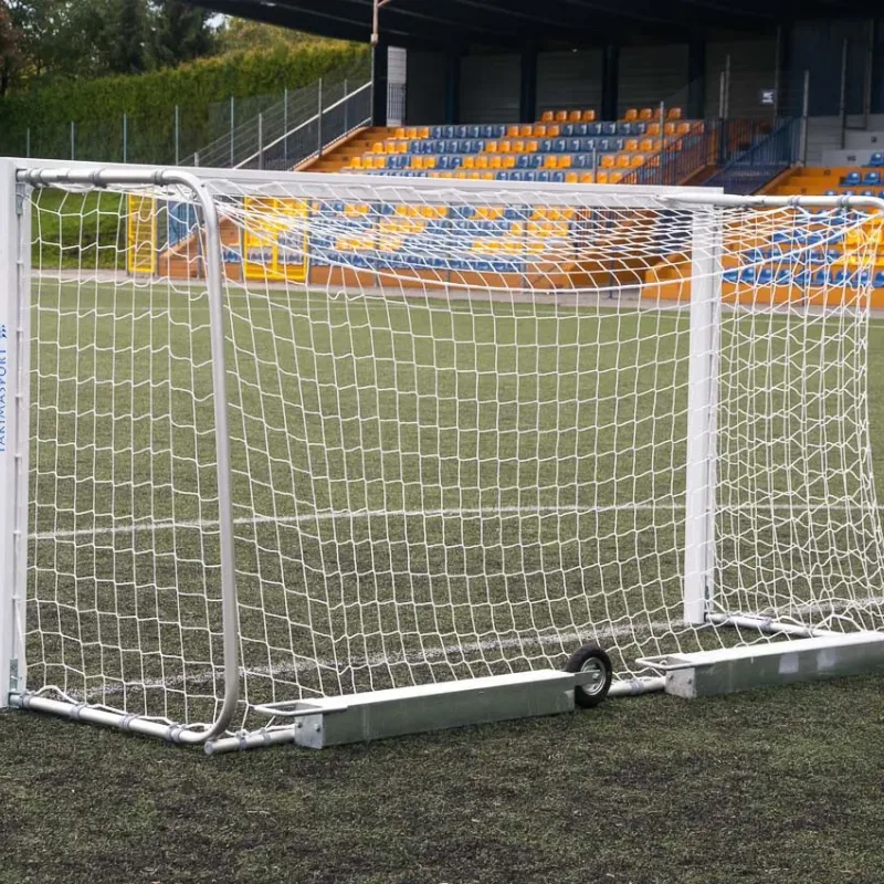 Ворота футбольні Yakimasport BR0003 300 x 155 см, білі