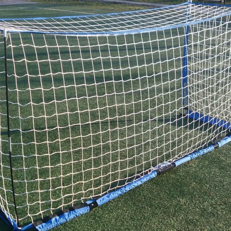 Ворота футбольні Yakimasport UNI 300 x 155 см, біло-сині Ворота футбольні Yakimasport UNI 300 x 155 см, біло-сині