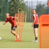 Манекен футболіста для тренувань YakimaSport Pro 180 см, помаранчевий Манекен футболіста для тренувань YakimaSport Pro 180 см, помаранчевий