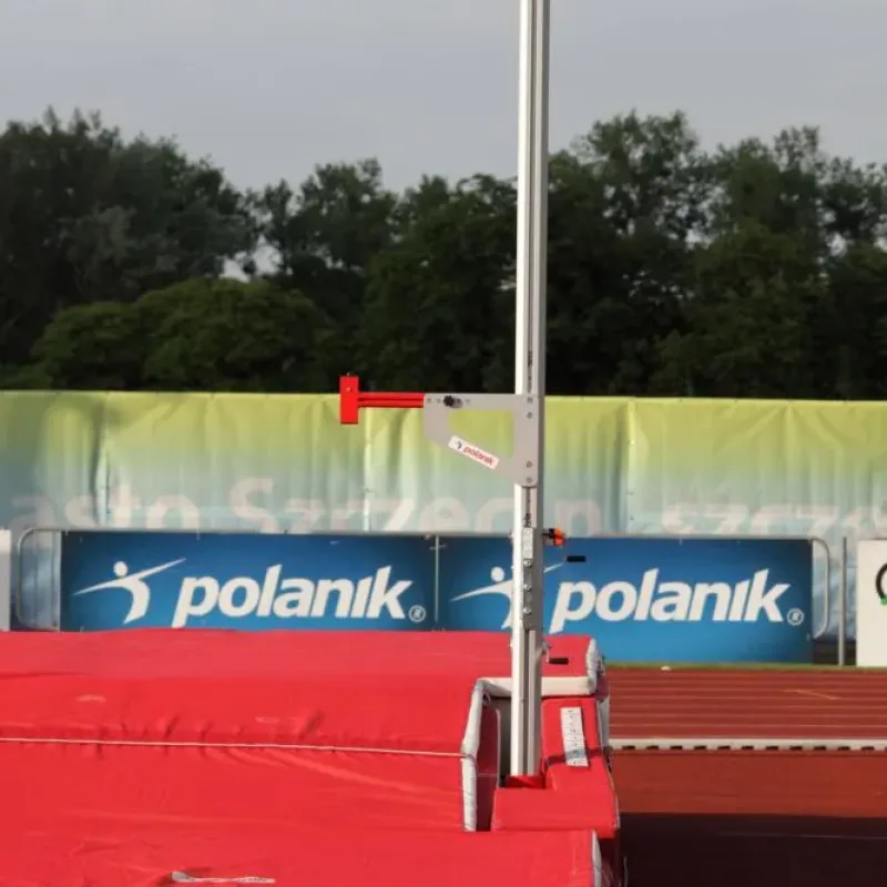 Стійка для стрибків 200-639 см Polanik STT15-65F