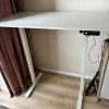Комп'ютерний стіл SENSE7 NOJO LIGHT 120×60 см з електричним регулюванням висоти, білий Комп'ютерний стіл SENSE7 NOJO LIGHT 120×60 см з електричним регулюванням висоти, білий