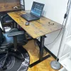 Комп'ютерний стіл SENSE7 NOJO LIGHT 120×60 см з електричним регулюванням висоти, темно-коричневий Комп'ютерний стіл SENSE7 NOJO LIGHT 120×60 см з електричним регулюванням висоти, темно-коричневий